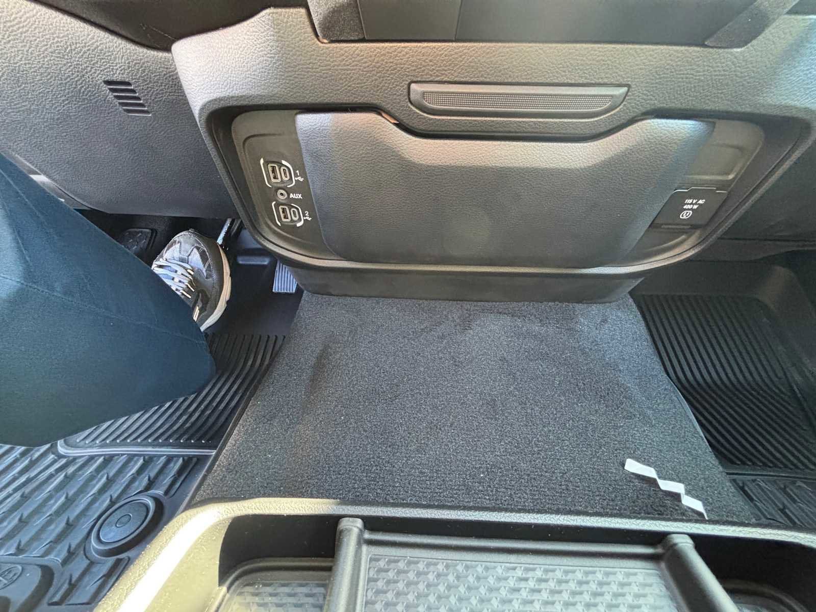 2026 RAM 1500 Warlock - Photo 20