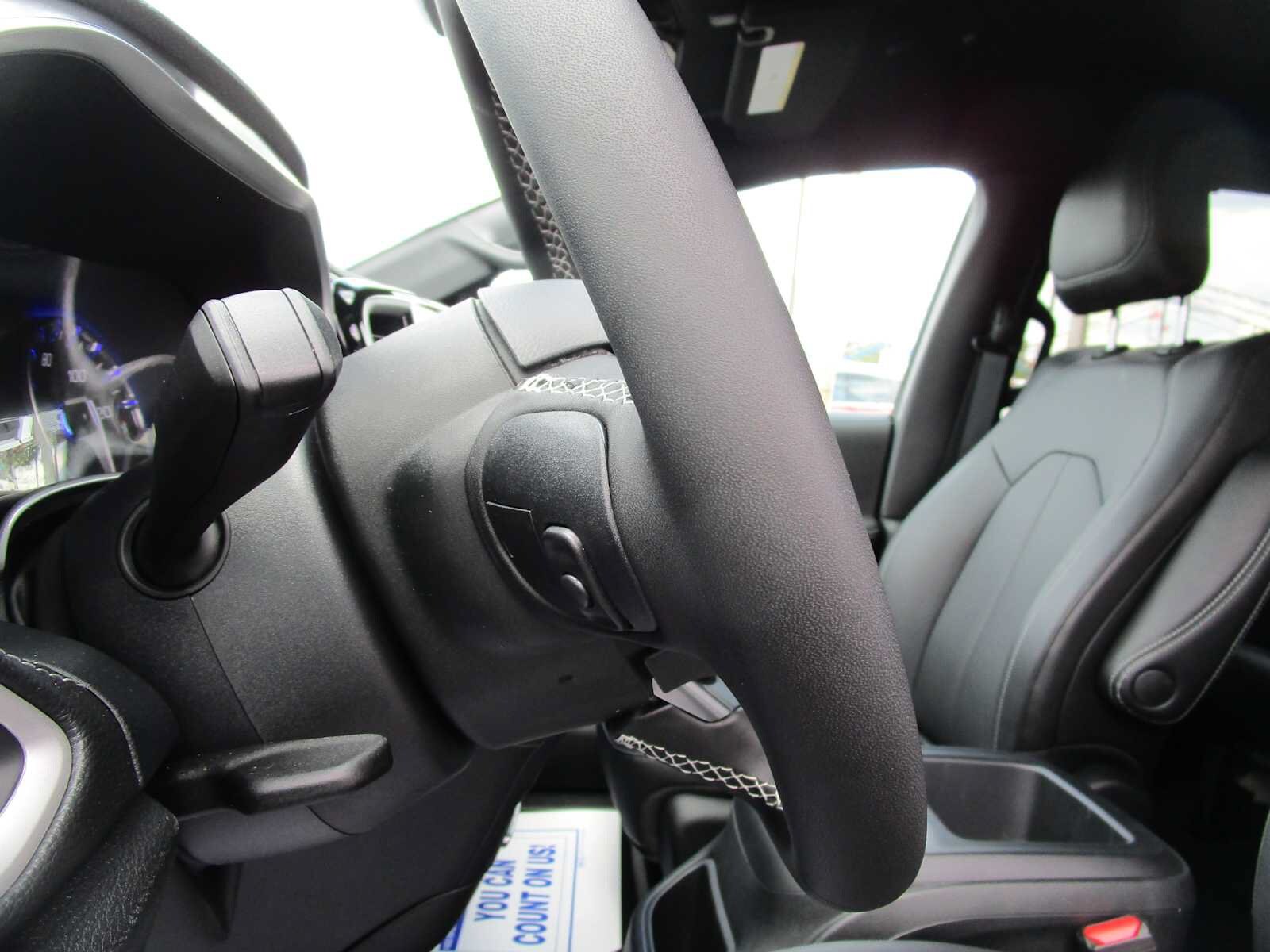 2026 Chrysler Pacifica Select - Photo 28