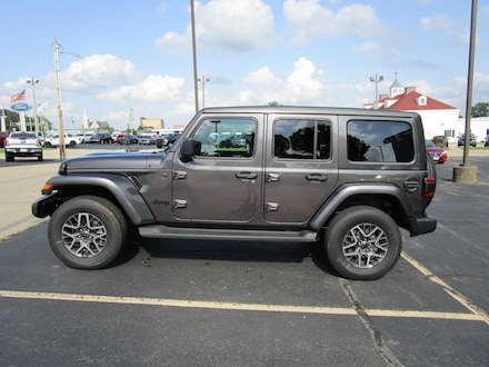 2025 Jeep Wrangler 4-DOOR SAHARA Sport Utility