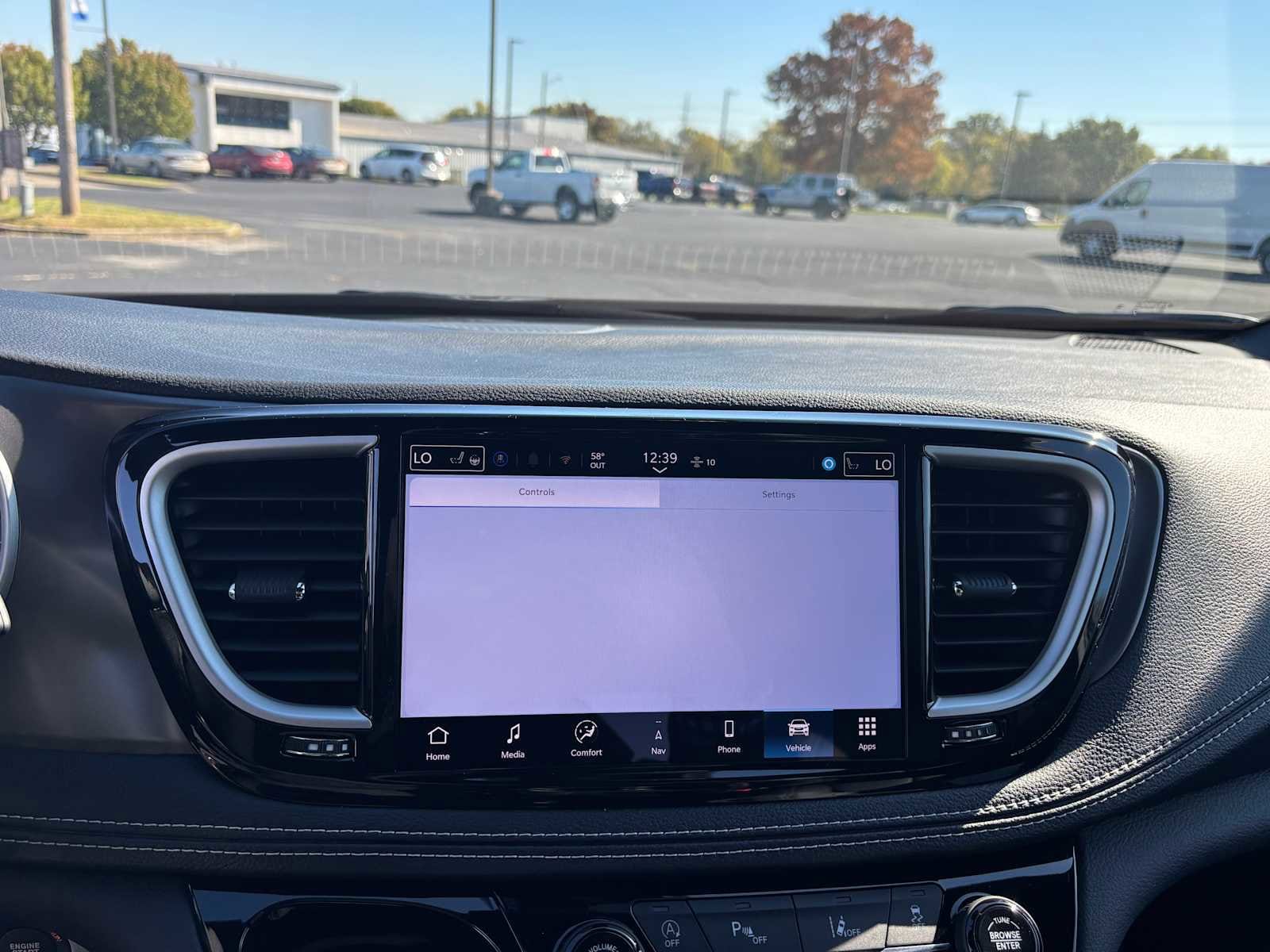 2026 Chrysler Pacifica Select - Photo 36
