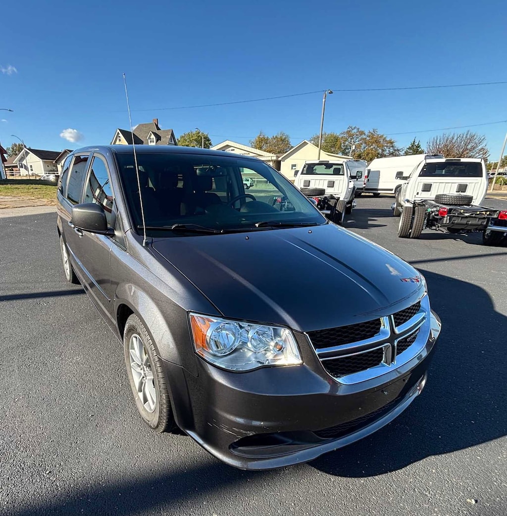 Used 2016 Dodge Grand Caravan SE Plus Van