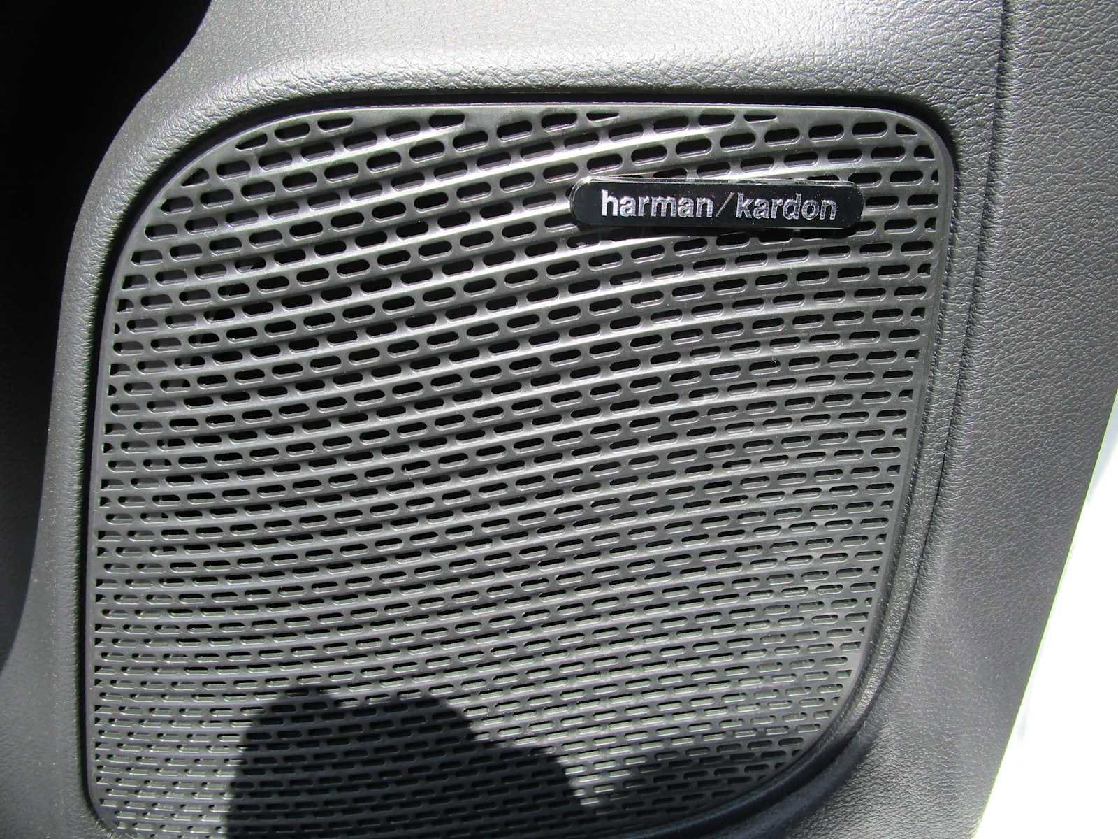 2026 Chrysler Pacifica Limited - Photo 30