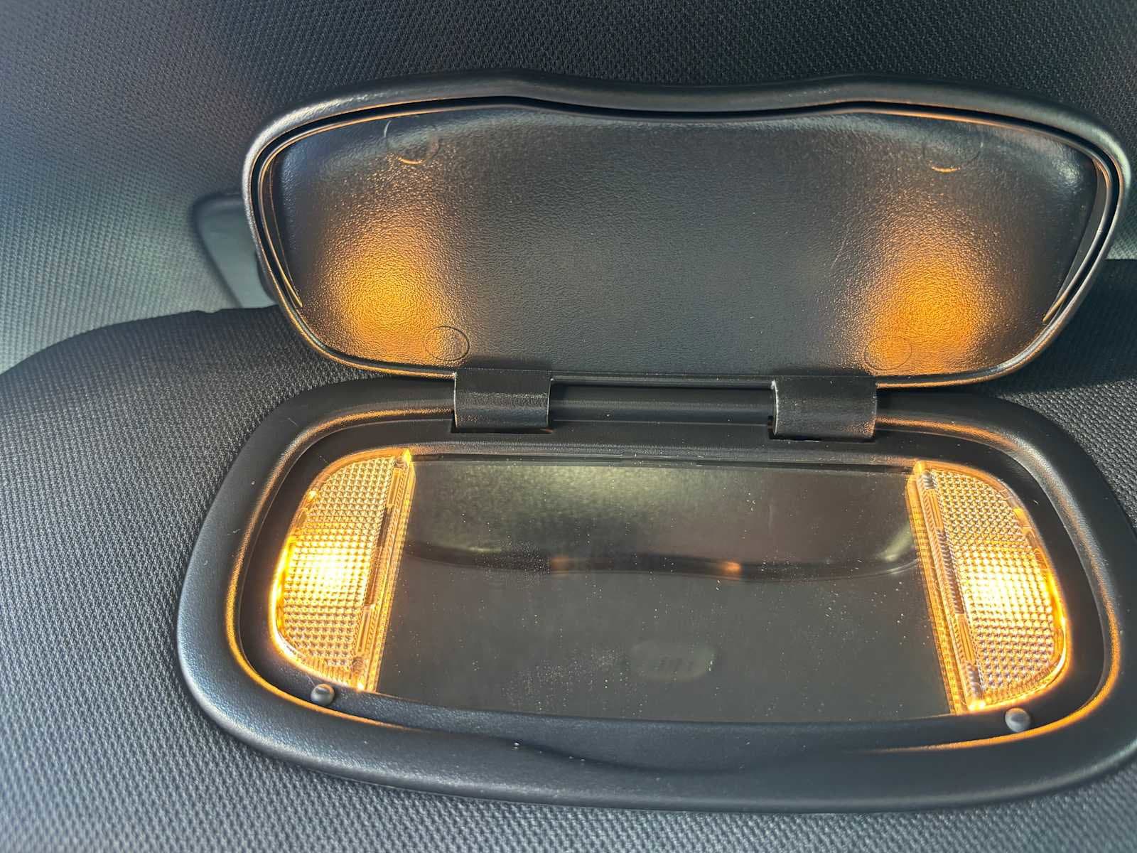 2026 Chrysler Pacifica Select - Photo 47