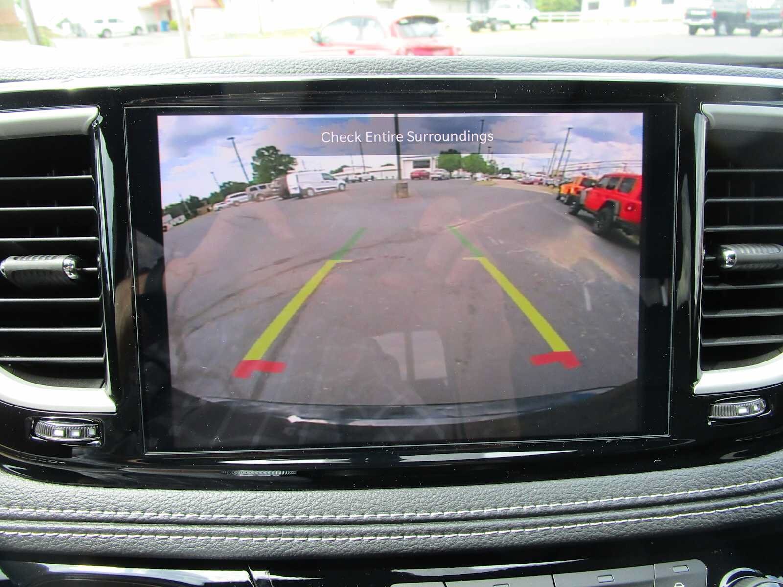 2026 Chrysler Pacifica Select - Photo 46