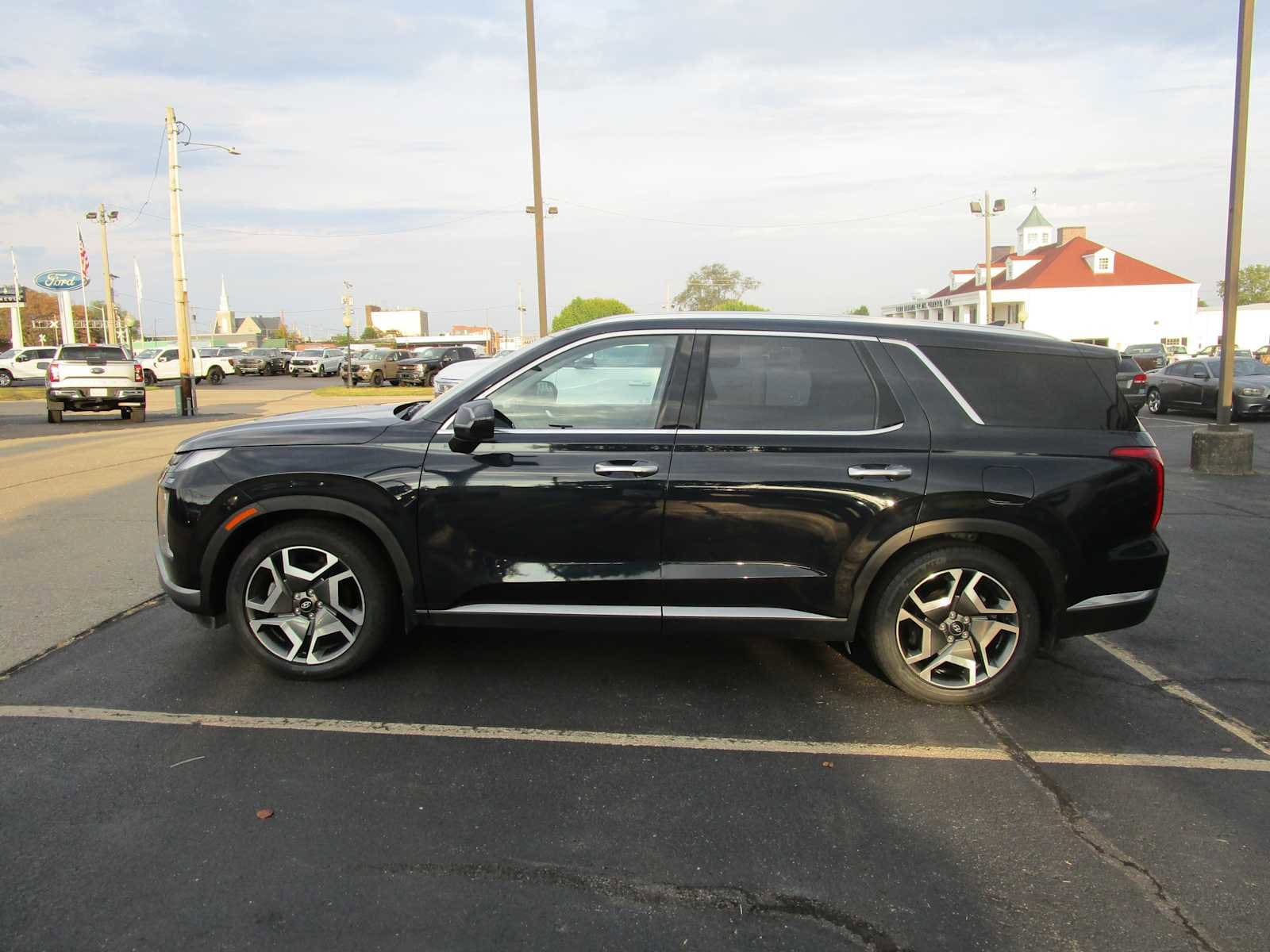 2023 Hyundai Palisade Limited's photo