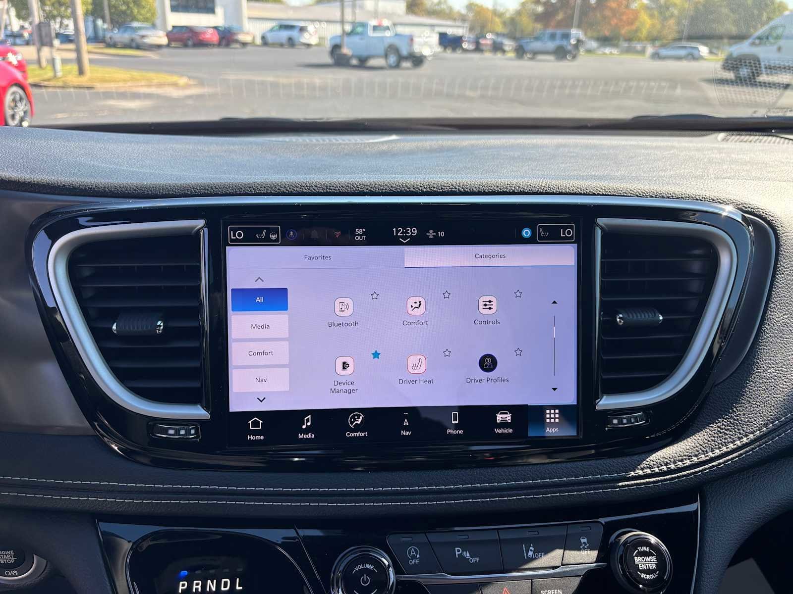 2026 Chrysler Pacifica Select - Photo 41