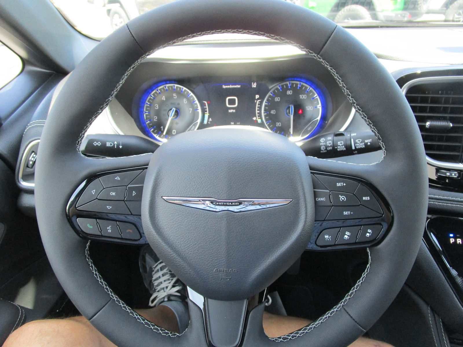 2026 Chrysler Pacifica Limited - Photo 33