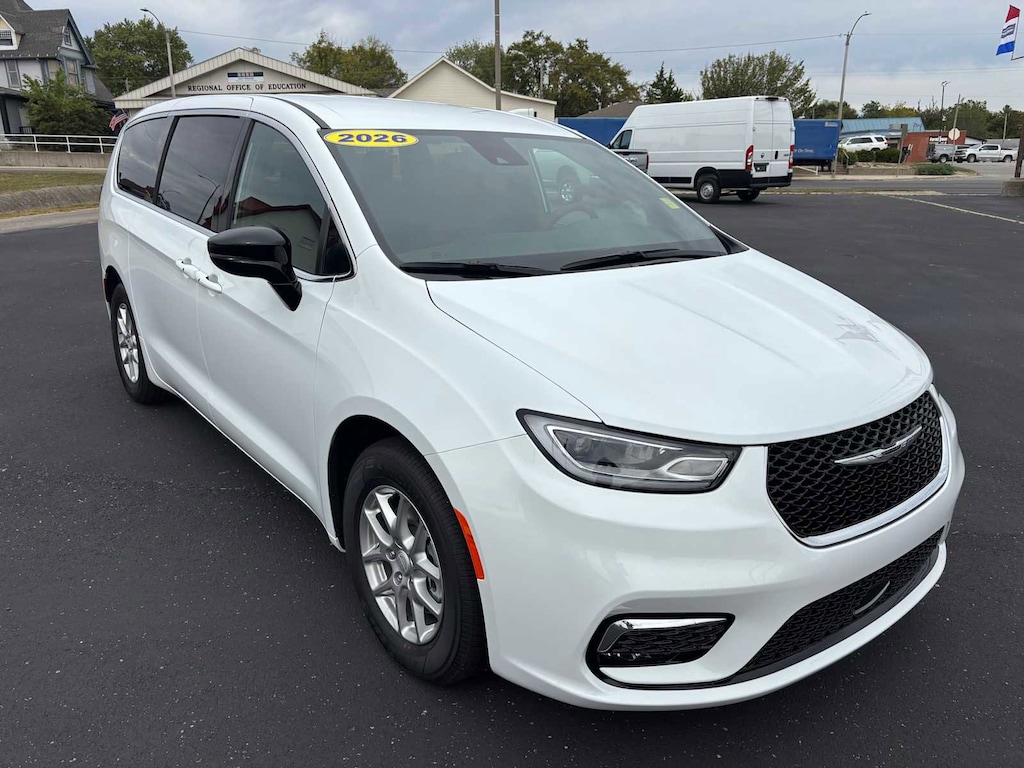 New 2026 Chrysler Pacifica SELECT Passenger Van