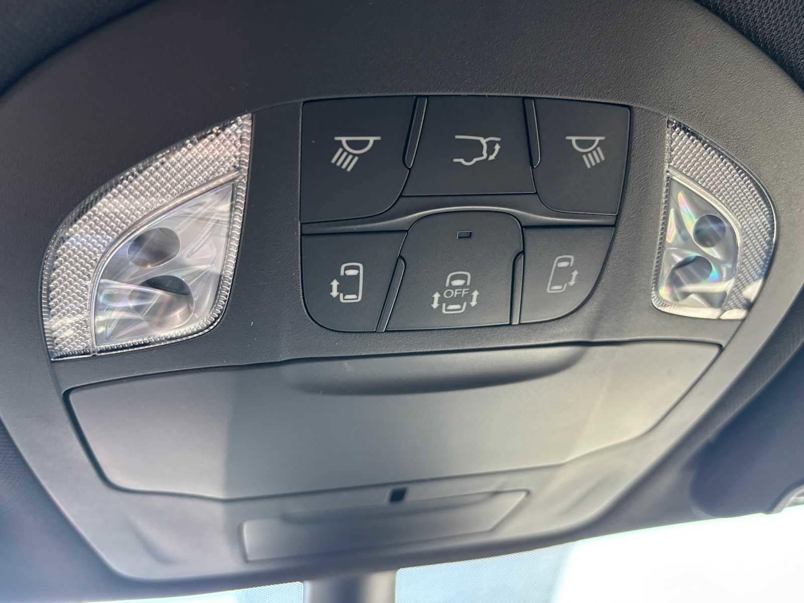 2026 Chrysler Pacifica Select - Photo 45