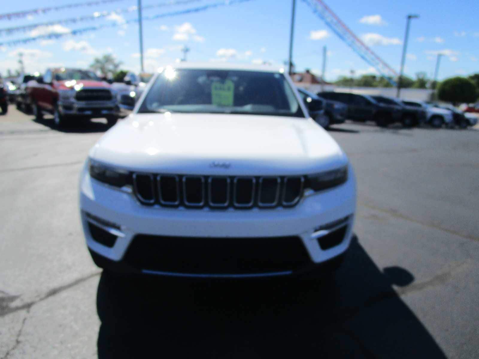 Used 2022 Jeep Grand Cherokee Limited with VIN 1C4RJHBG2N8532386 for sale in Mount Vernon, IL