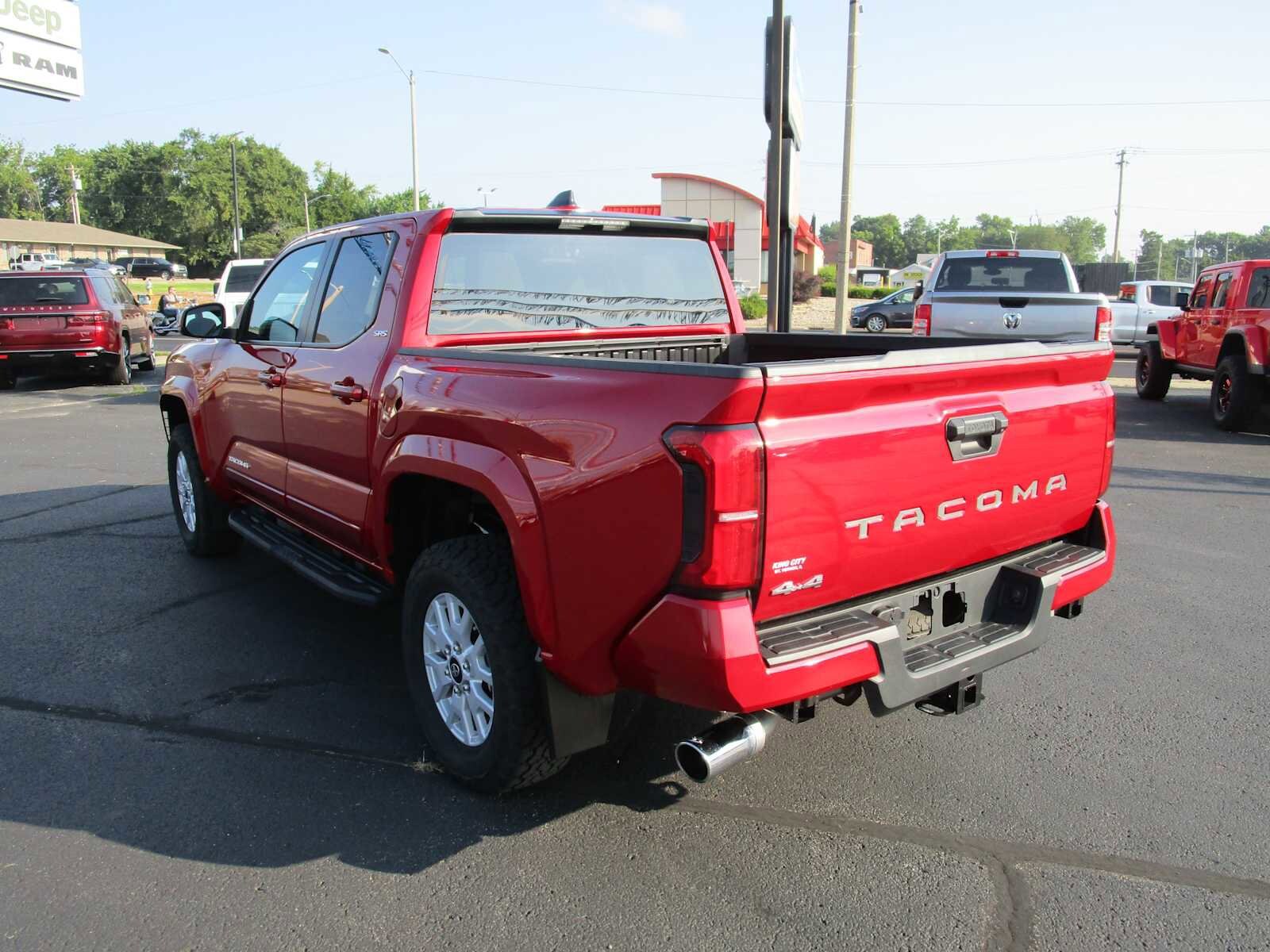 2024 Toyota Tacoma SR5 photo 3