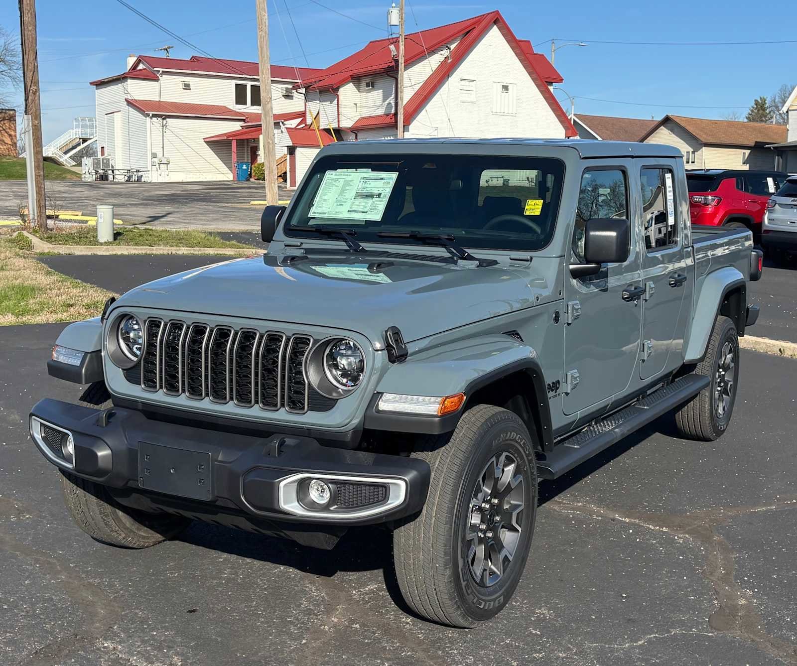 2026 Jeep Gladiator Sahara Auto's photo