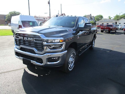 2025 Ram 2500 TRADESMAN CREW CAB 4X4 6'4 BOX Pickup