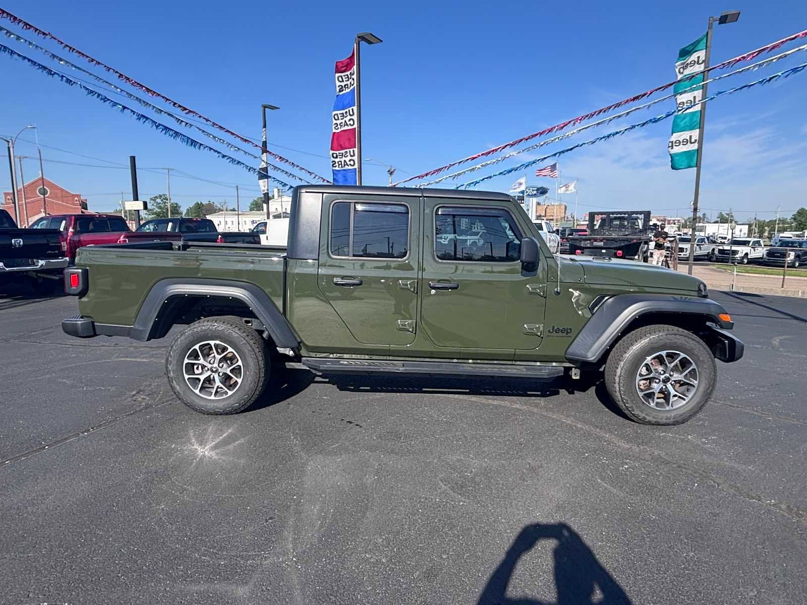 2023 Jeep Gladiator