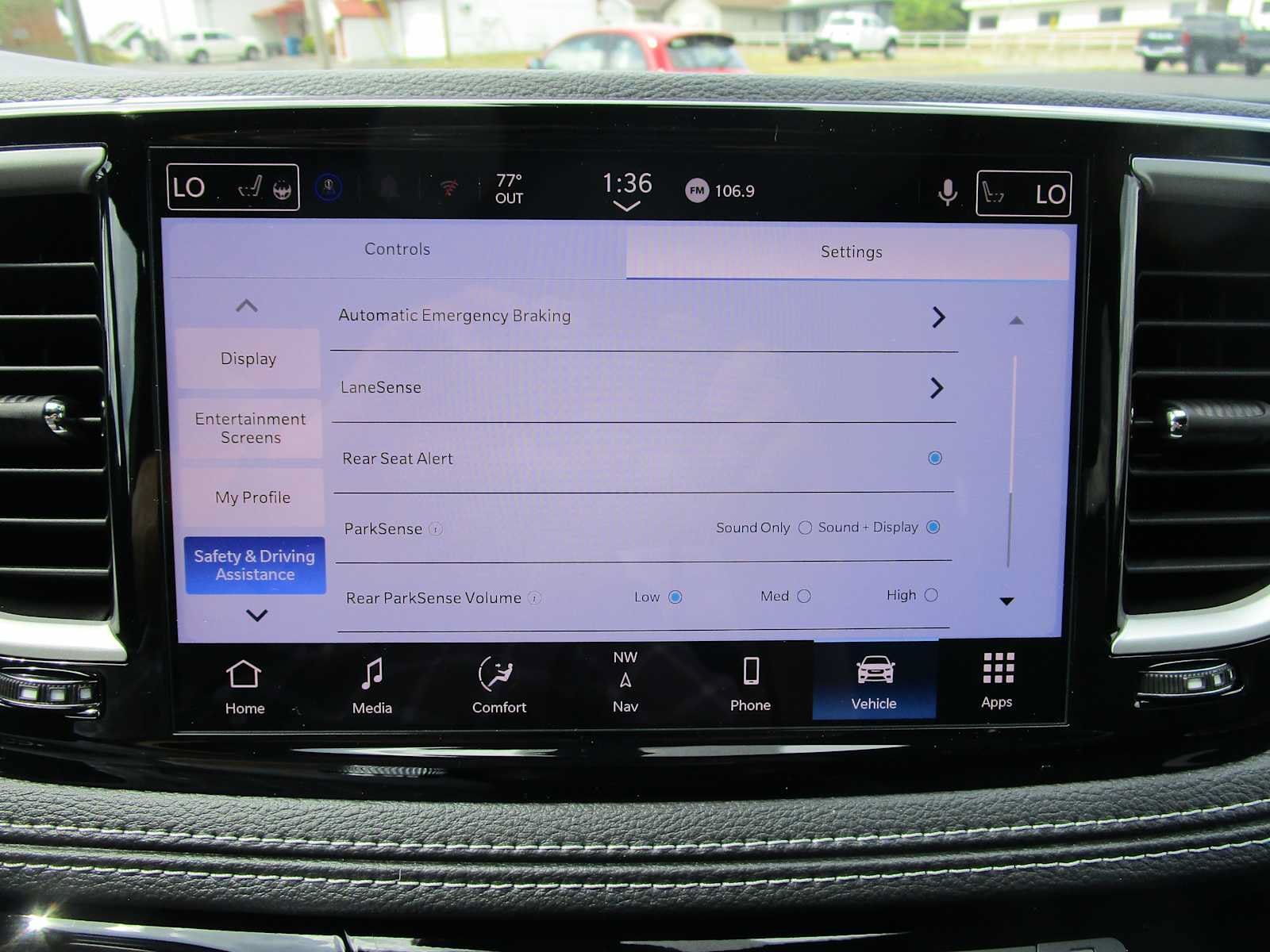 2026 Chrysler Pacifica Select - Photo 39