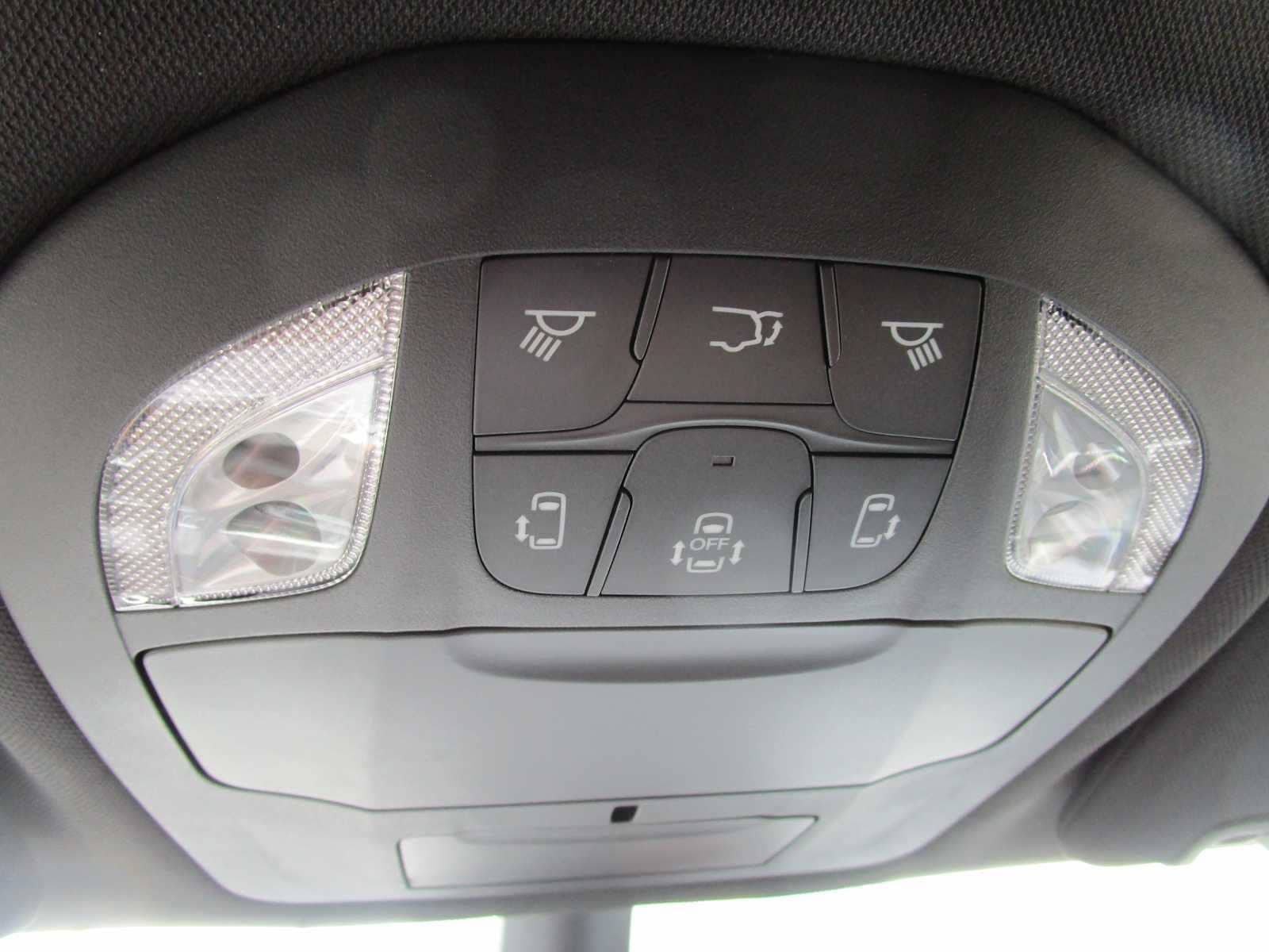 2026 Chrysler Pacifica Select - Photo 47
