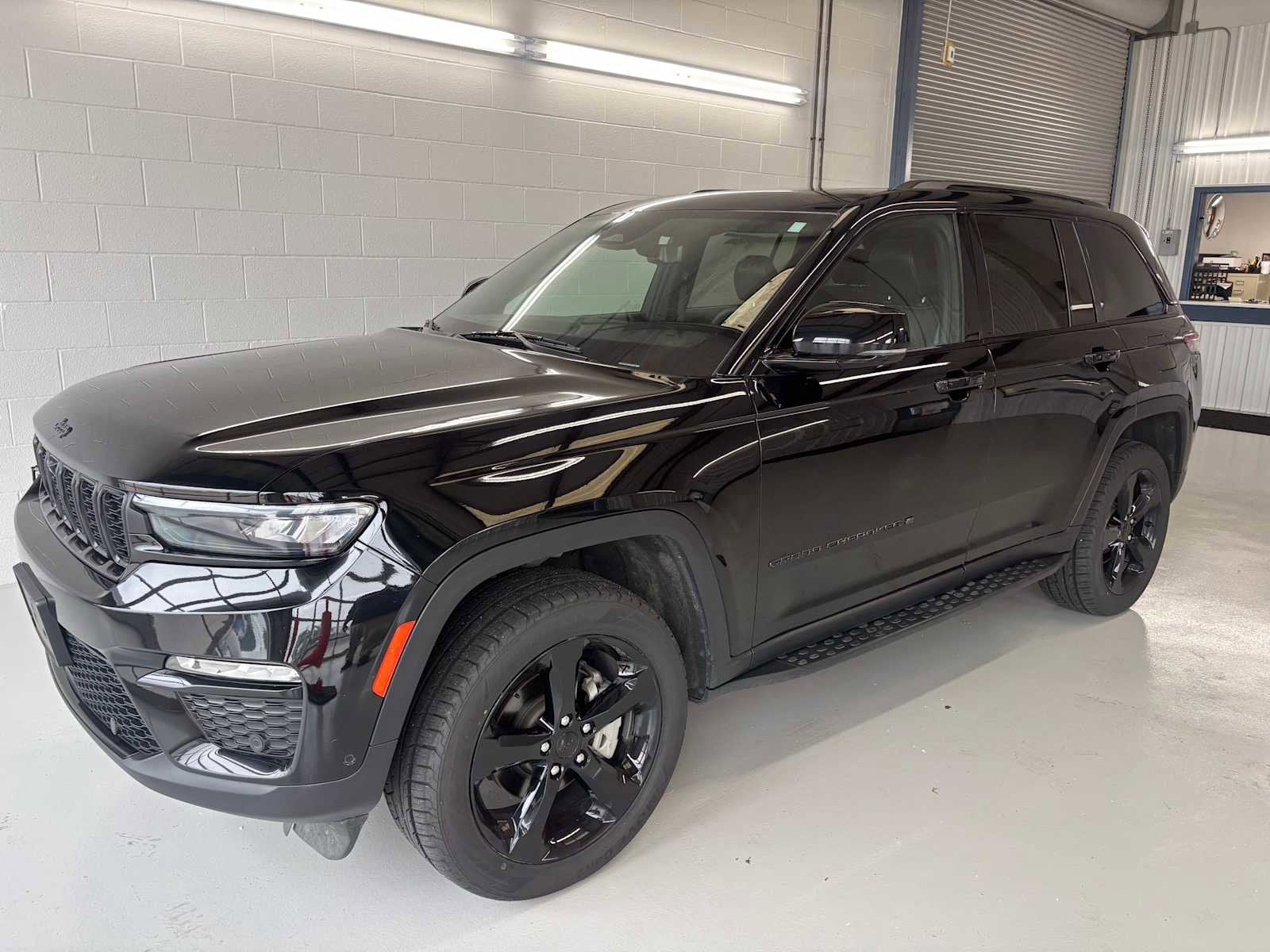 2024 Jeep Grand Cherokee Limited's photo