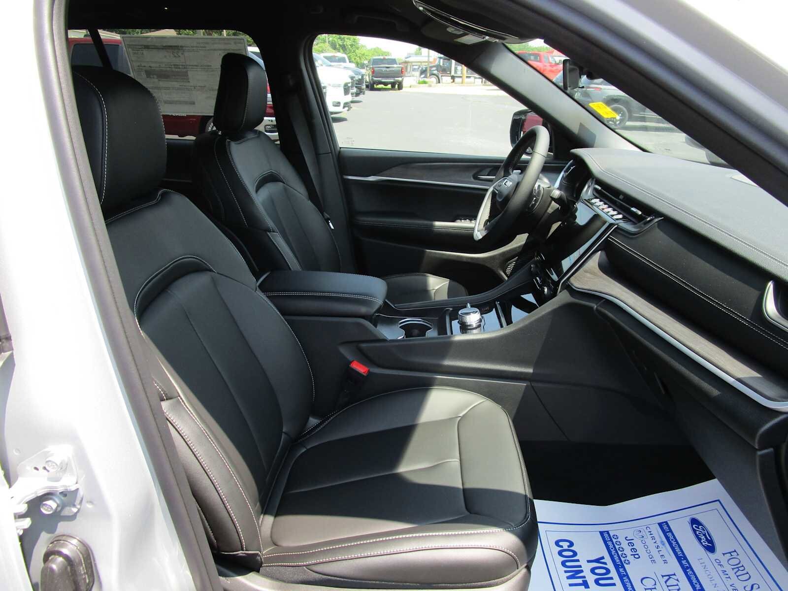 2025 Jeep Grand Cherokee Limited - Photo 16