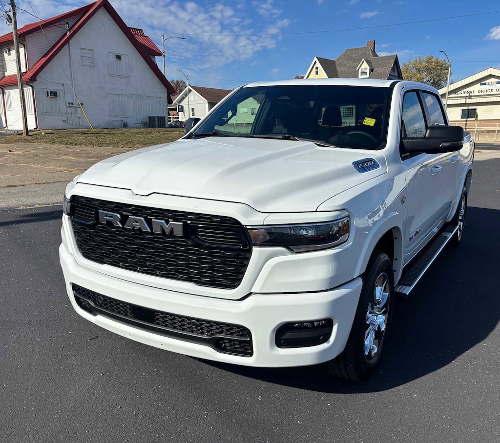 New 2026 Ram 1500 BIG HORN CREW CAB 4X4 5'7 BOX Pickup