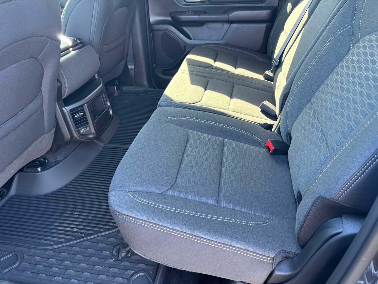 2026 RAM 1500 Warlock - Photo 13