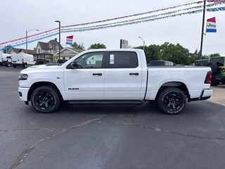 2026 Ram 1500 EXPRESS CREW CAB 4X4 5'7 BOX Pickup