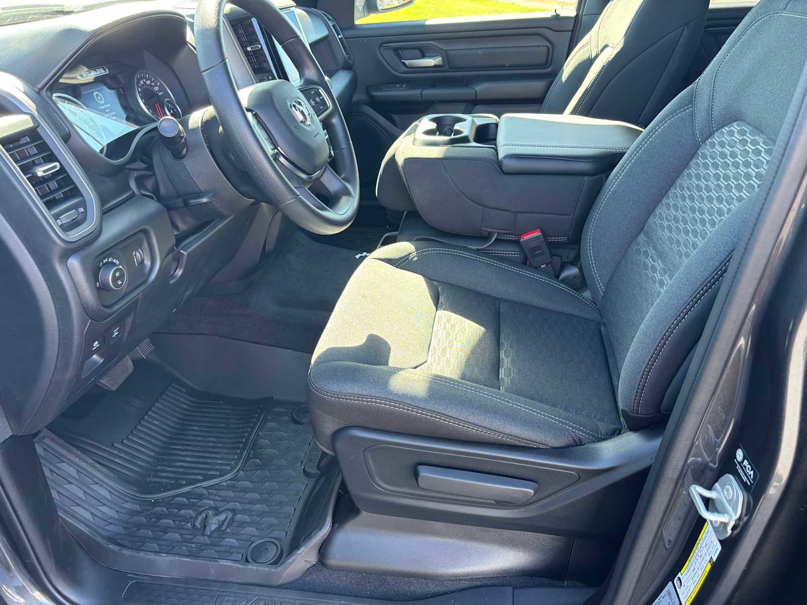 2026 RAM 1500 Warlock - Photo 14