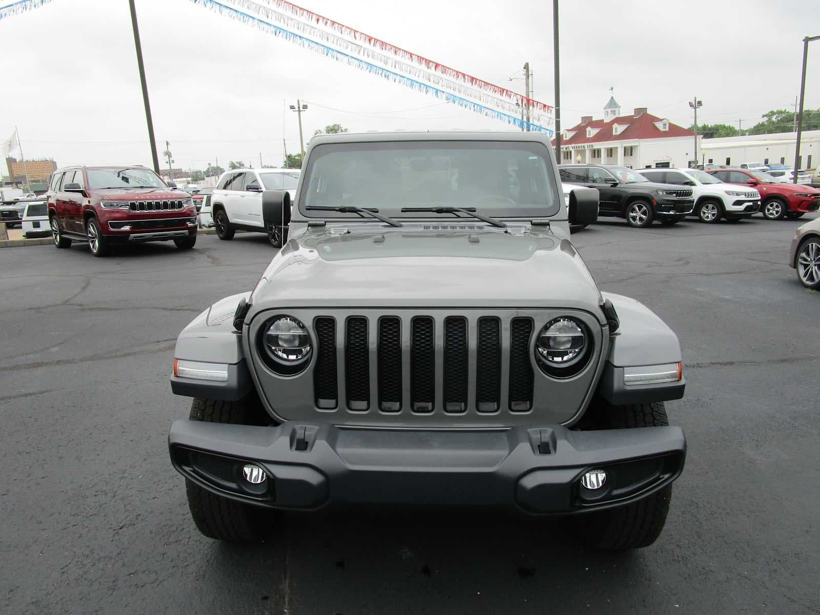 Used 2021 Jeep Wrangler Unlimited Sahara Altitude with VIN 1C4HJXEN4MW528415 for sale in Mount Vernon, IL