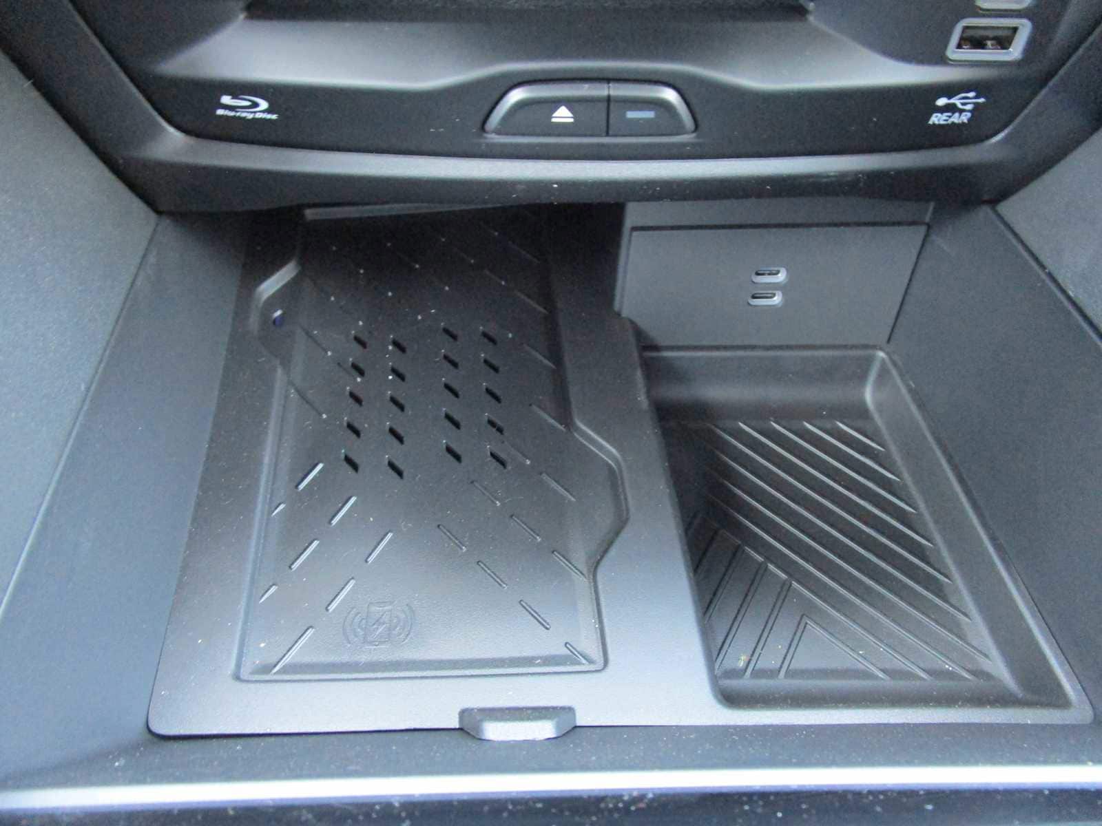 2026 Chrysler Pacifica Limited - Photo 37