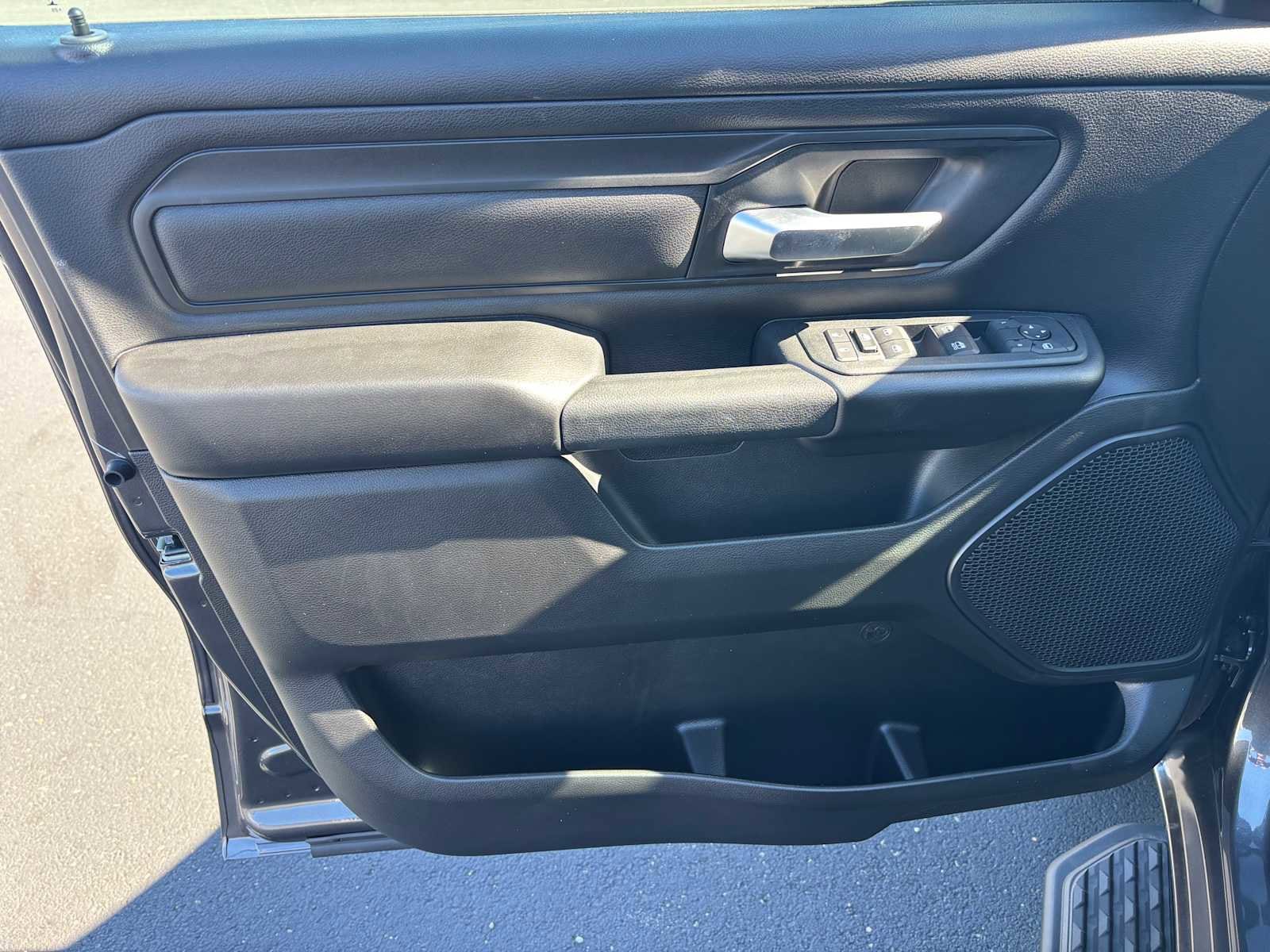 2026 RAM 1500 Warlock - Photo 15