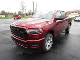 2025 Ram 1500 TRADESMAN CREW CAB 4X4 5'7 BOX Pickup