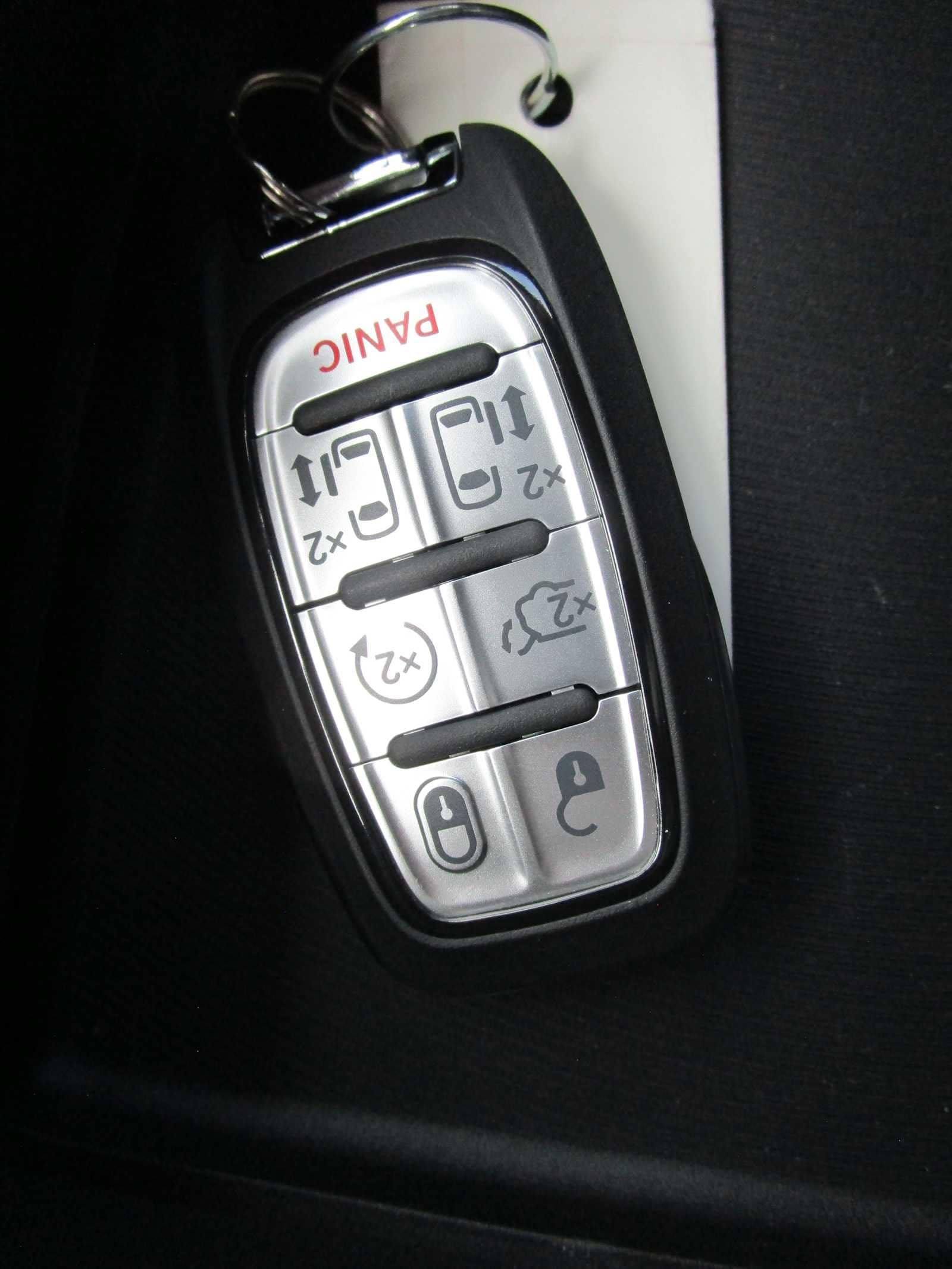 2026 Chrysler Pacifica Select - Photo 50