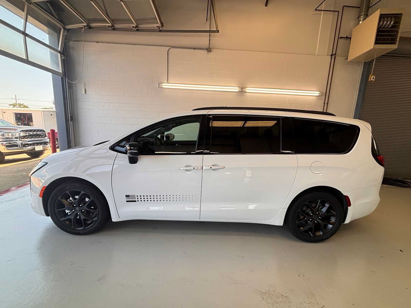 2027 Chrysler Pacifica