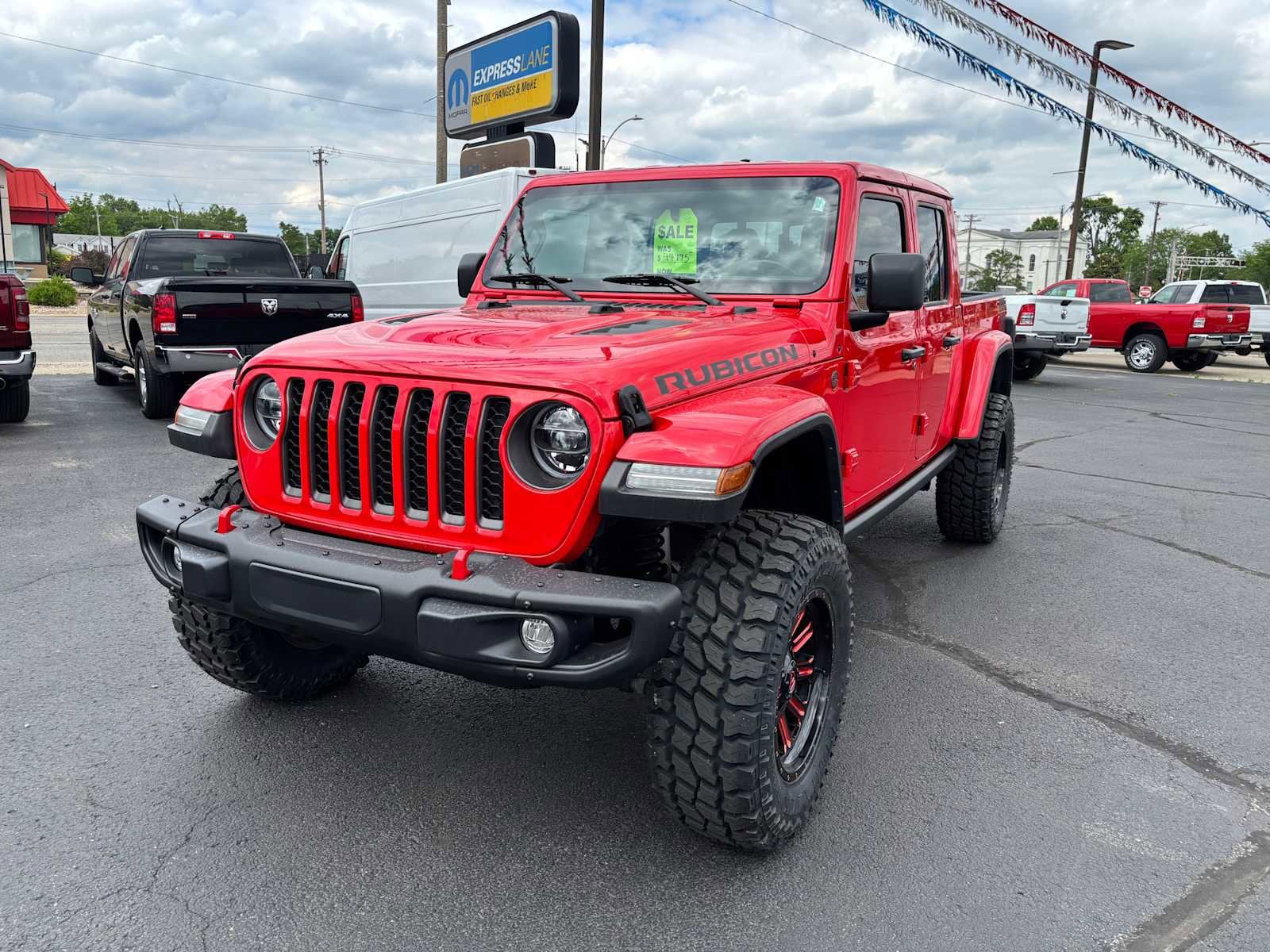 Used 2022 Jeep Gladiator Rubicon with VIN 1C6JJTBGXNL109012 for sale in Mount Vernon, IL
