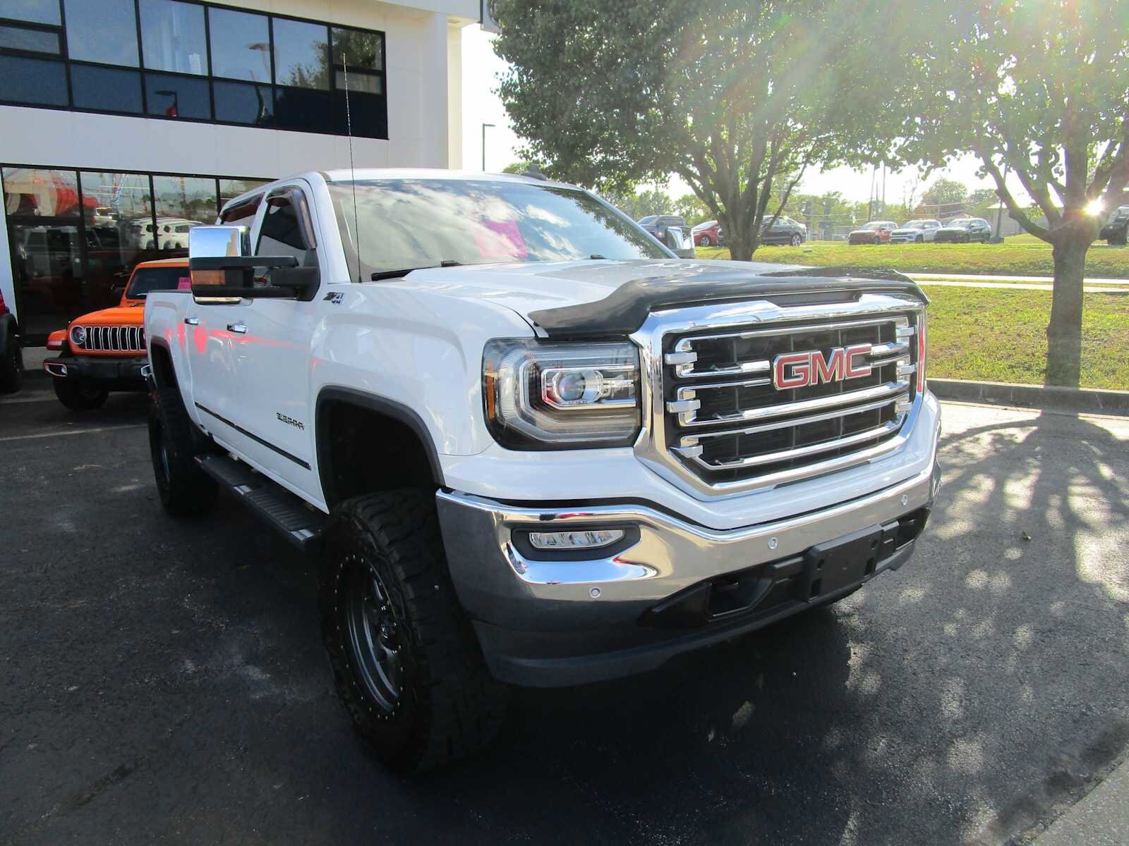 2018 Gmc Sierra 1500 SLT photo 4