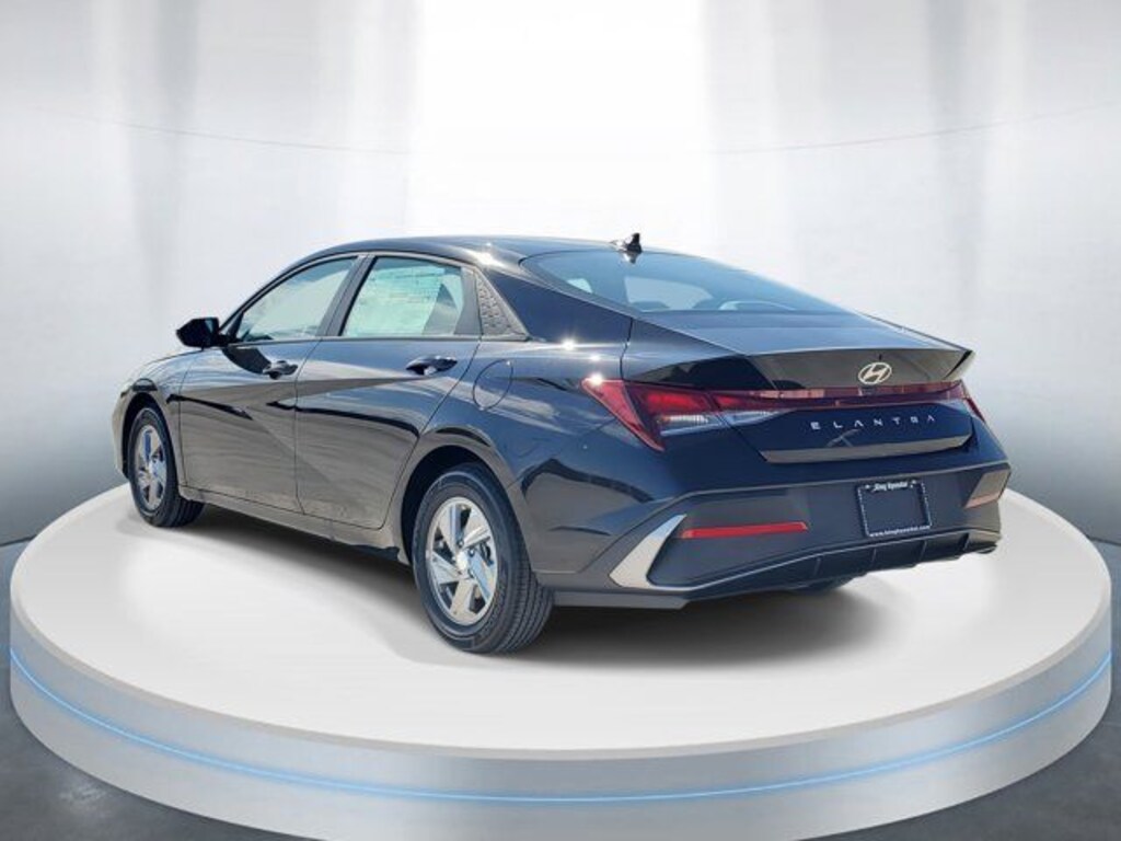 Certified 2026 Hyundai Elantra SE Sedan