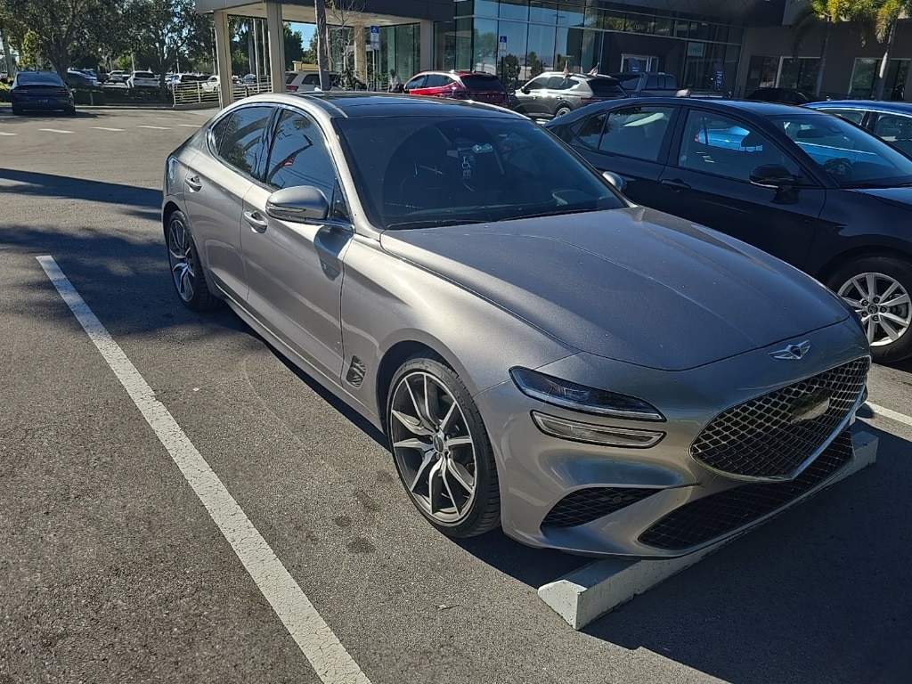 2022 GENESIS G70 Standard's photo