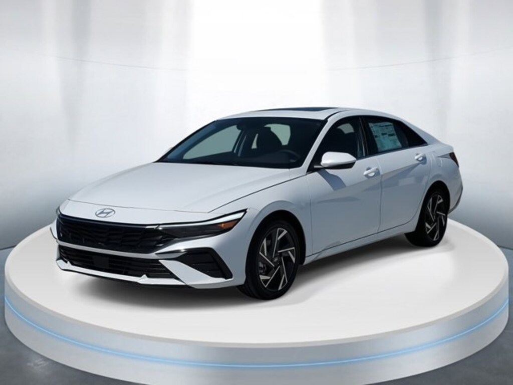 Certified 2025 Hyundai Elantra SEL Convenience Sedan