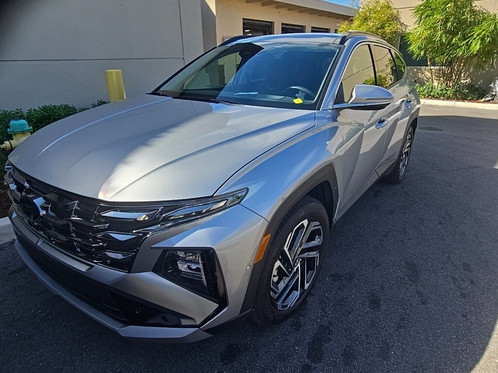 Certified 2025 Hyundai Tucson Limited SUV