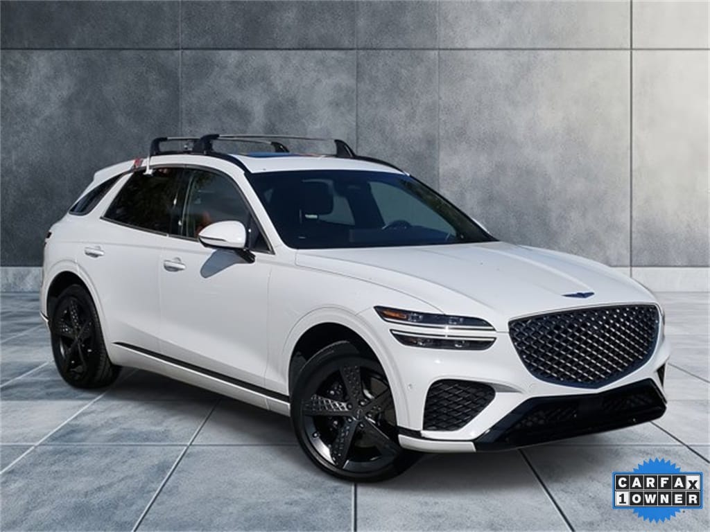 2023 GENESIS GV70 Standard's photo