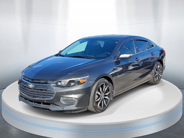 2018 Chevrolet Malibu 1LT photo 2