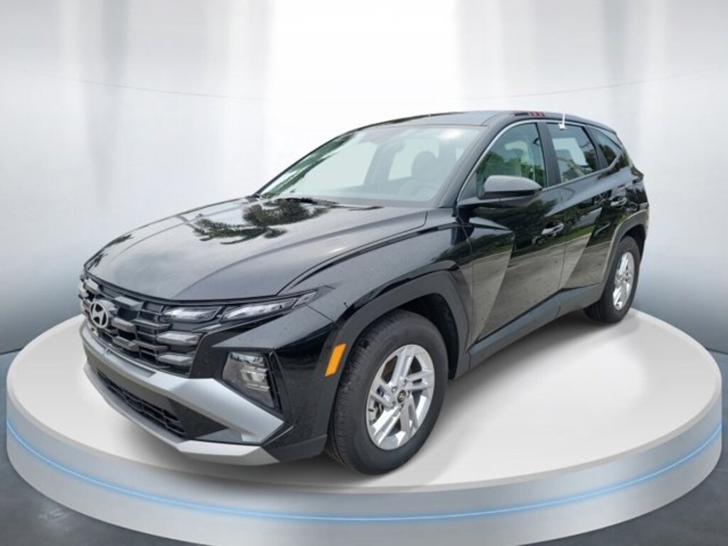 Certified 2025 Hyundai Tucson SE SUV