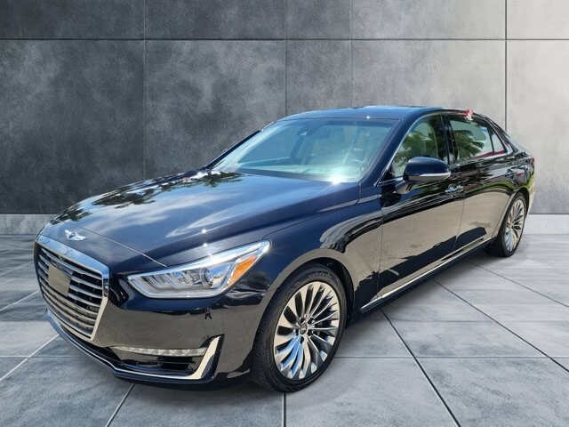 2018 Genesis G90 5.0 Ultimate photo 2