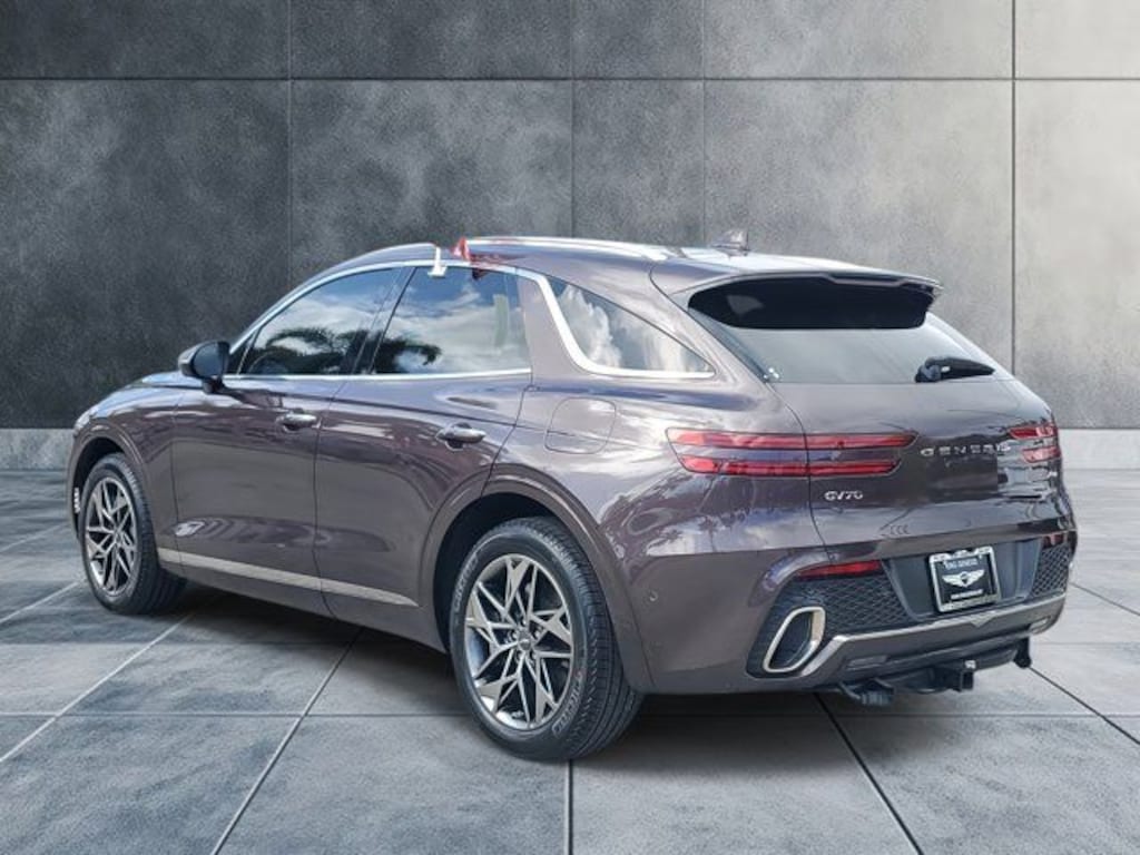 Used 2023 Genesis GV70 2.5T Advanced SUV