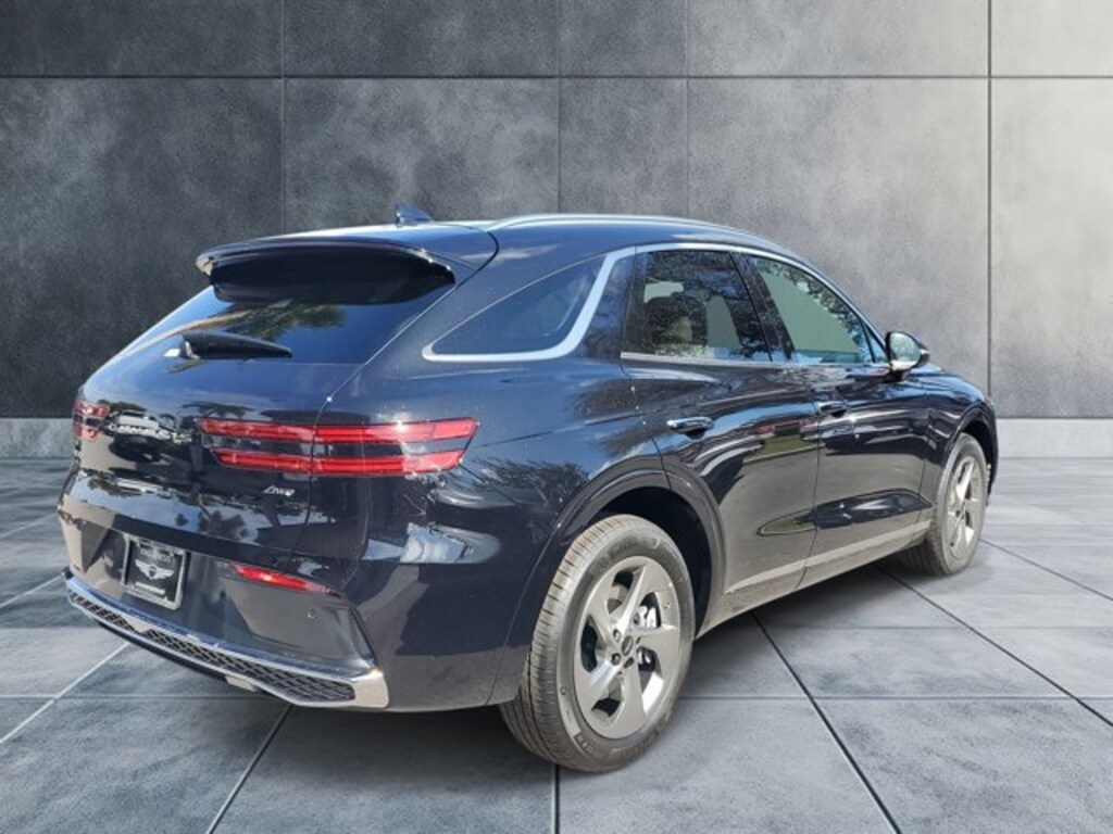 Certified 2026 Genesis GV70 2.5T Select SUV