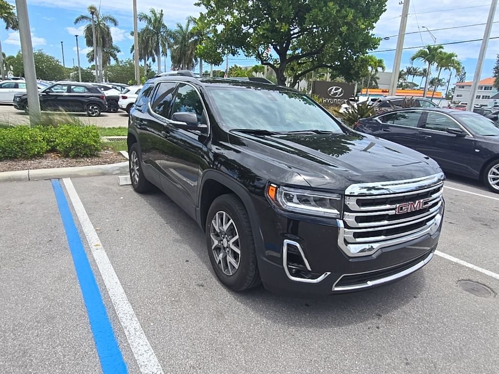 2023 GMC Acadia SLT FWD's photo