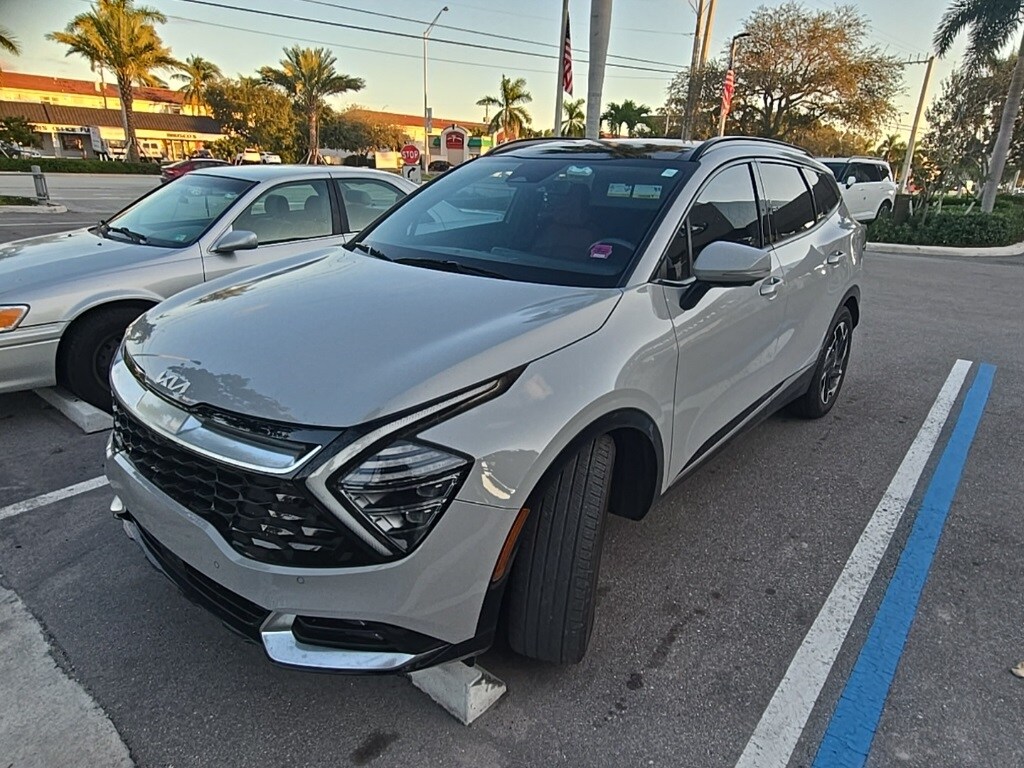 2024 Kia Sportage photo 2