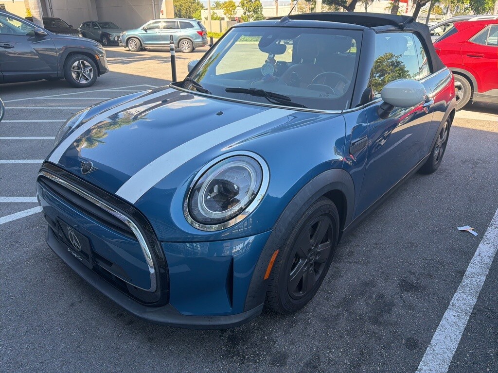 2022 Mini Cooper Signature Convertible photo 2