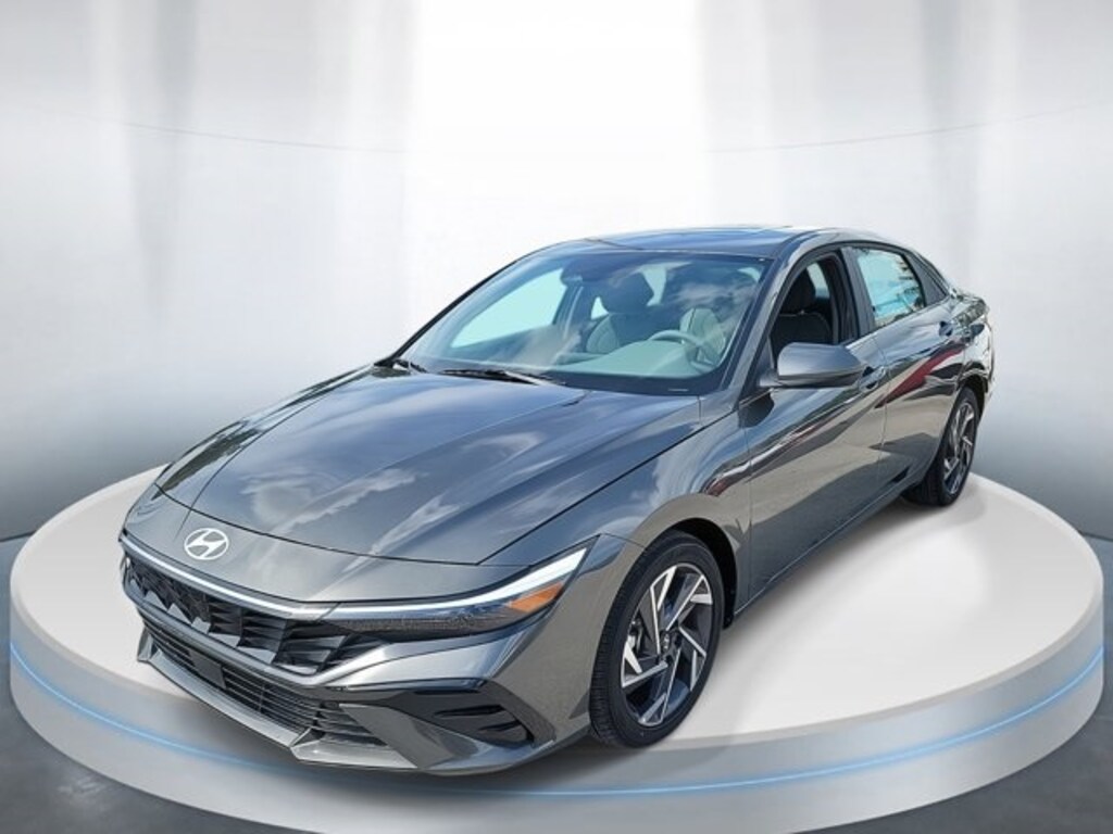 Certified 2025 Hyundai Elantra SEL Convenience Sedan