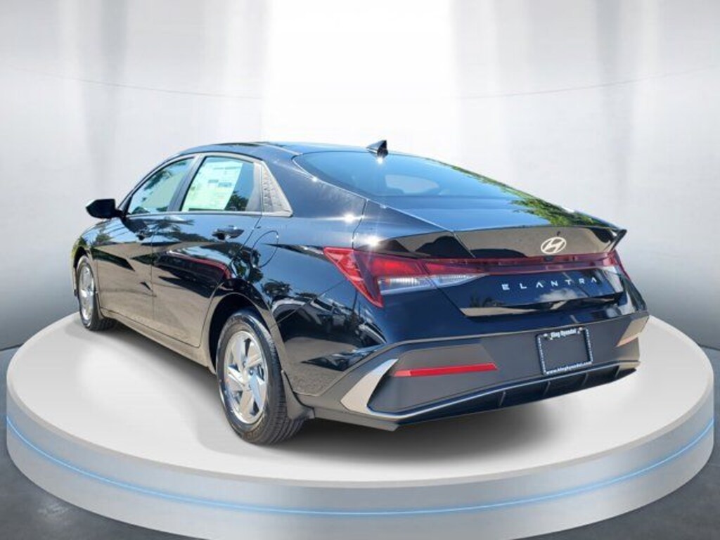 Certified 2026 Hyundai Elantra SE Sedan