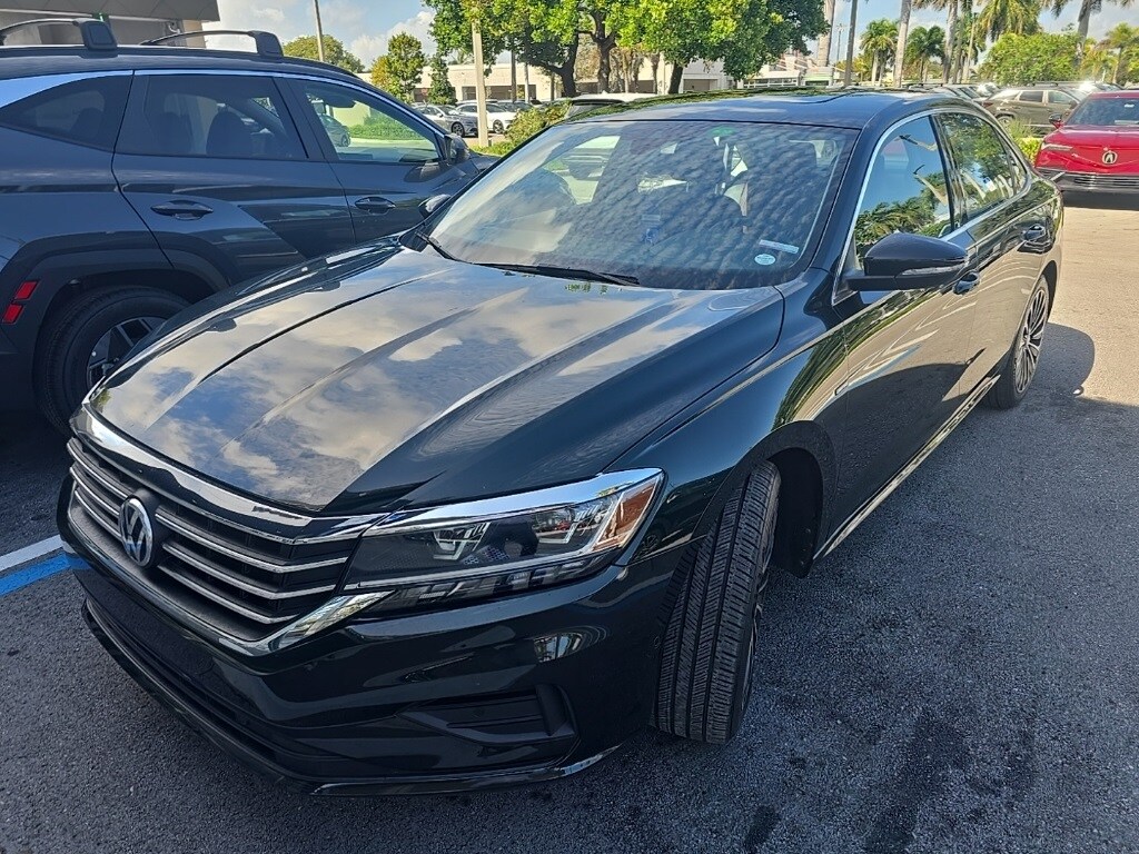 Used 2022 Volkswagen Passat 2.0T Limited Edition Sedan